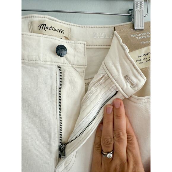 Madewell | NWT | Relaxed Taper Jeans in Vintage Canvas Cream | Sz 33x32 - Picture 5 of 11